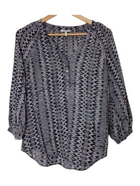 JOIE blouse 100% silk black grey ecru animal prints pattern 3/4 sleeves V small